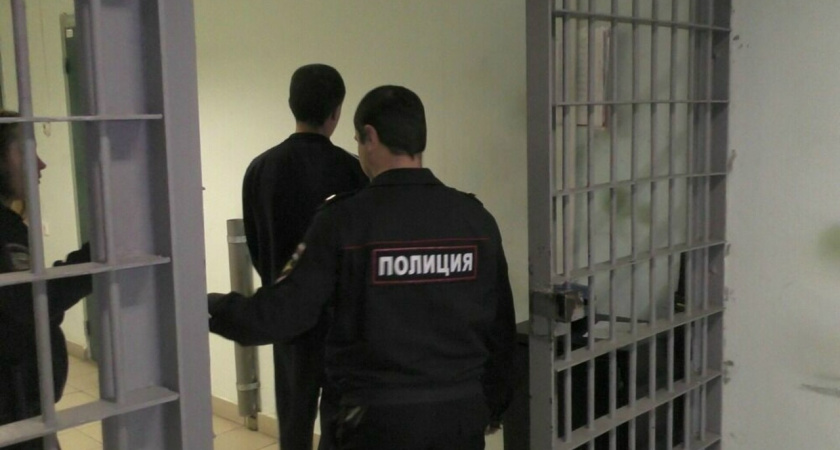 В Вятских Полянах суд вынесет приговор подростку, пырнувшему приятеля ножом