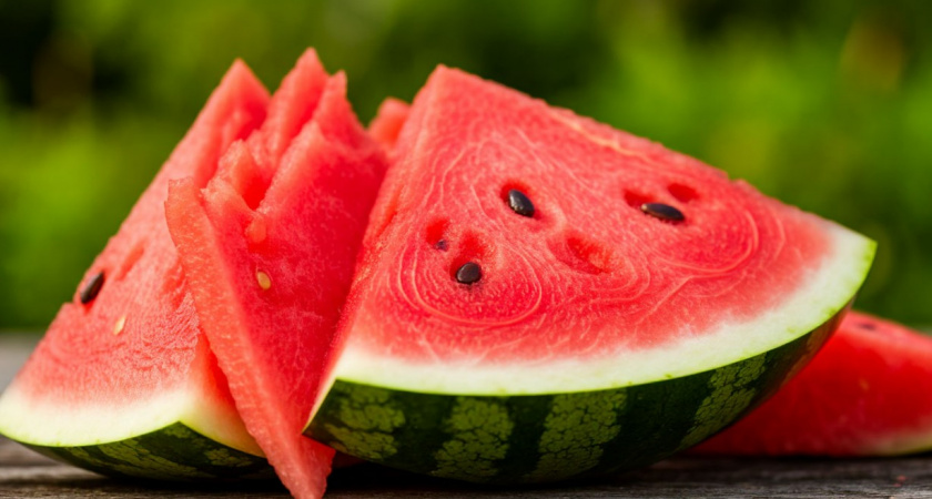 Плохой арбуз видно сразу: 3 визуальных признака - выбираем только самый лучший и сладкий