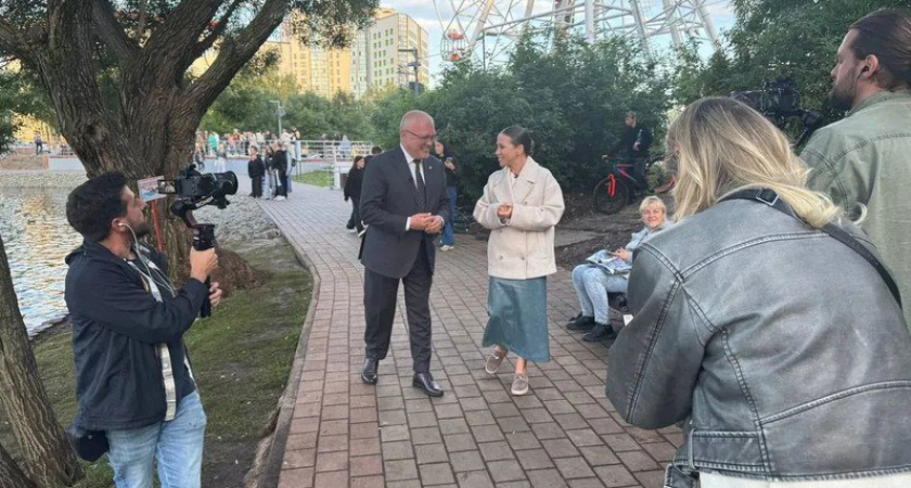 Российской телеведущей Юлии Барановской понравился фонтан в парке имени Кирова