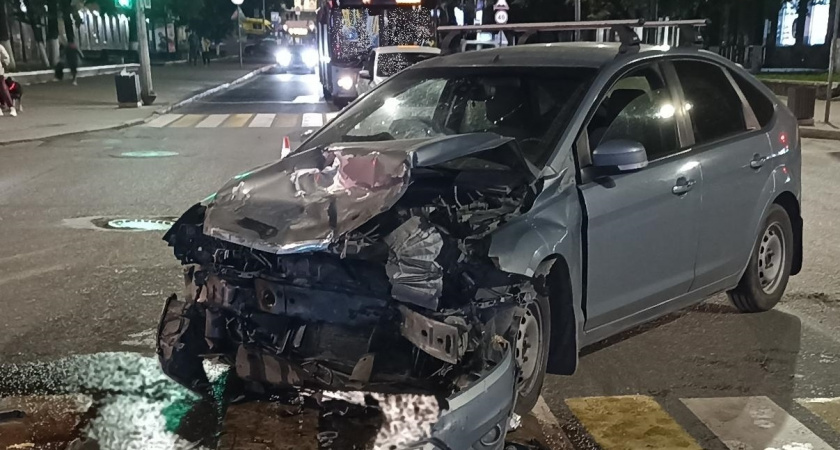 В Кирове водитель и годовалый мальчик пострадали в ДТП