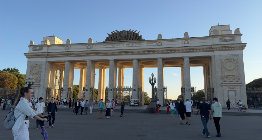 Как москвичи вмиг отличают "своих" от приезжих - эти слова вы от них не услышите