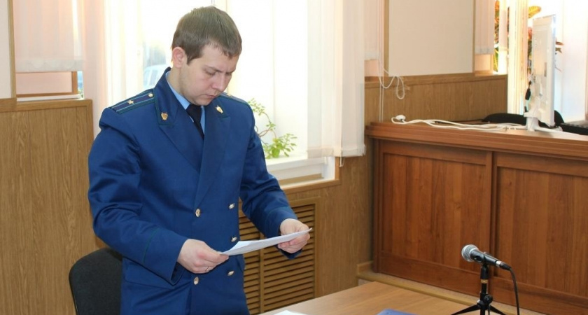 В Оричах госслужащий и его работодатель провалили антикоррупционную проверку