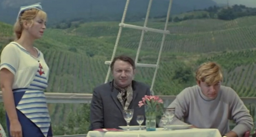 Глупый предлог оставил шикарную картину на полке: эту комедию запретили в СССР - а вы смотрели?