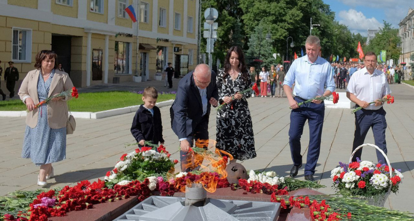 Александр Соколов поздравил кировчан с 80-летием окончания Второй мировой войны