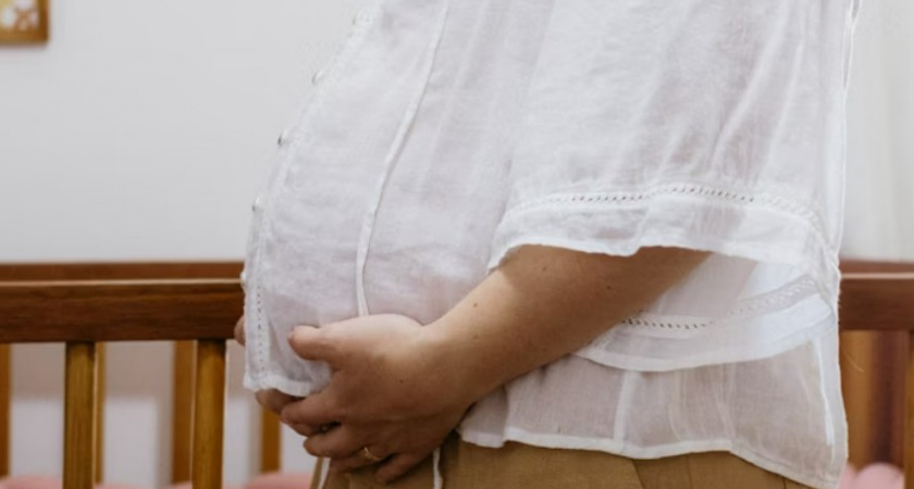 "Я - та самая школьница из СССР, которая забеременела в 15 лет": все заставляли сделать аборт - только бабушка заступилась