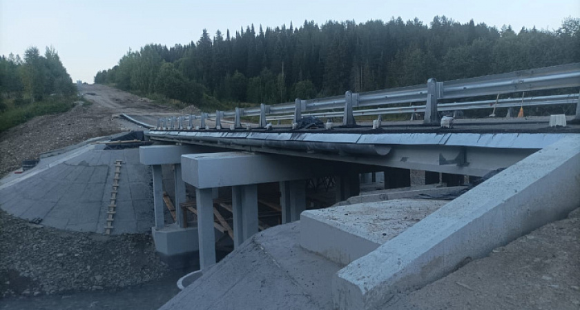 Завершен ремонт моста через реку Лудяна в Кировской области