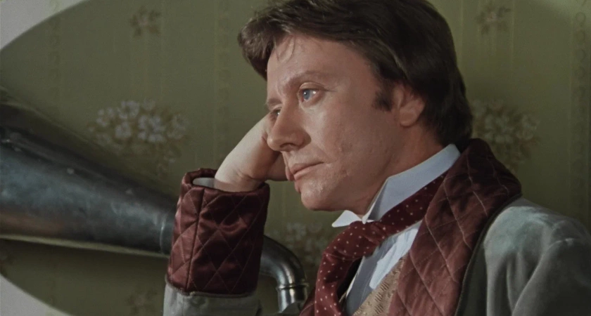 Настоящие имена известных советских актеров: как появились их творческие псевдонимы