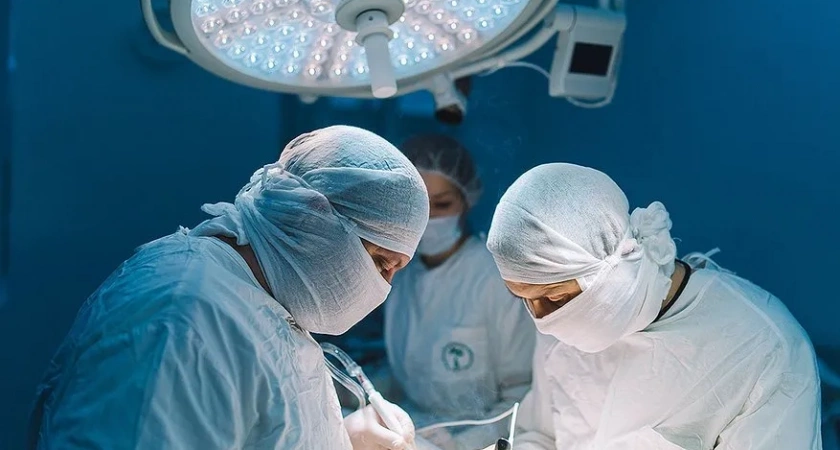 В Кирове офтальмологи вернули зрение пациенту после серьезного ранения глаза