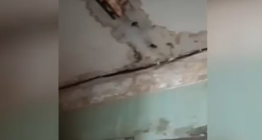 В Кирове суд обязал устранить недостатки в доме и выплатить компенсацию инвалиду