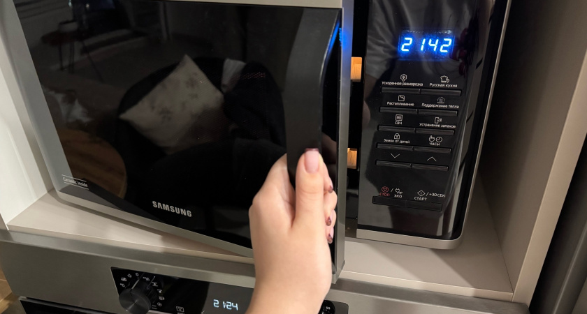 Что делать, если микроволновка нагревает посуду вместо еды - запомните эти 2 простых приема