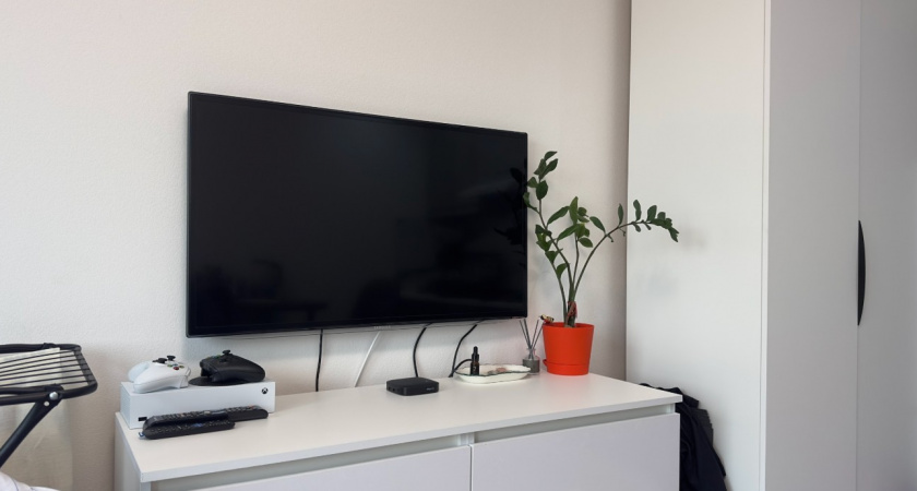 Никогда и ни за что не отключайте эти 6 приборов от сети - быть беде: потеряете деньги и все данные