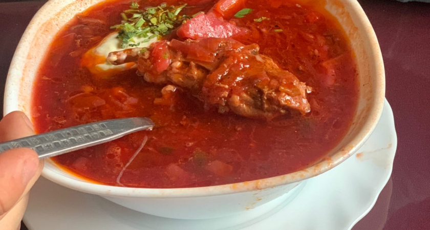 Иностранцы попробовали русскую кухню и ахнули - вот что поразило больше всего