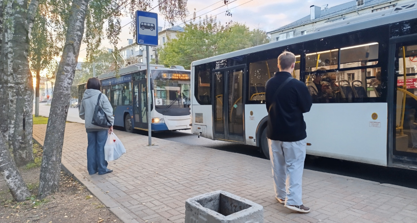 В Кирове 12 маршрутов общественного транспорта изменят в День города 21 сентября