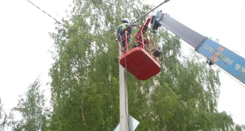 В Кирове у школы в слободе Шевели на освещение выделили 1,6 миллиона рублей