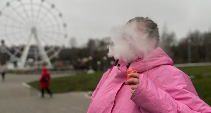 Губернатор предложил полностью запретить продажу вейпов в Кировской области