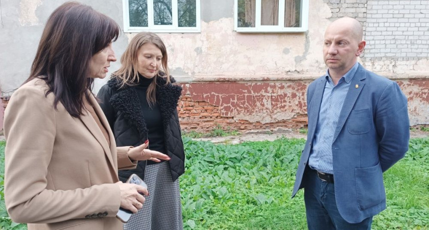 Стали известны итоги поездки кировских чиновников в проблемную школу в Лянгасово