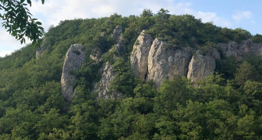 Теперь поняла, почему все туристы молчат про это место отдыха в Абхазии - я бы тоже не стала рассказывать