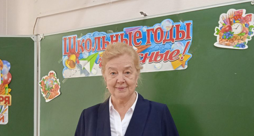"В 74 года стала классным руководителем у первоклассников": учитель кировской школы №24 о призвании и богатом опыте в педагогике