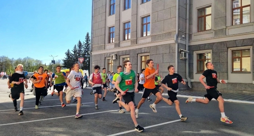 Осенняя эстафета, закрытие Прогулочной Спасской и экскурсии по городу (6+): афиша мероприятий на 27 и 28 сентября в Кирове 