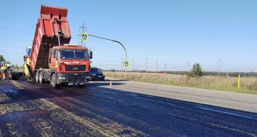 В Омутнинском районе за 20 миллионов рублей отремонтируют участок дороги