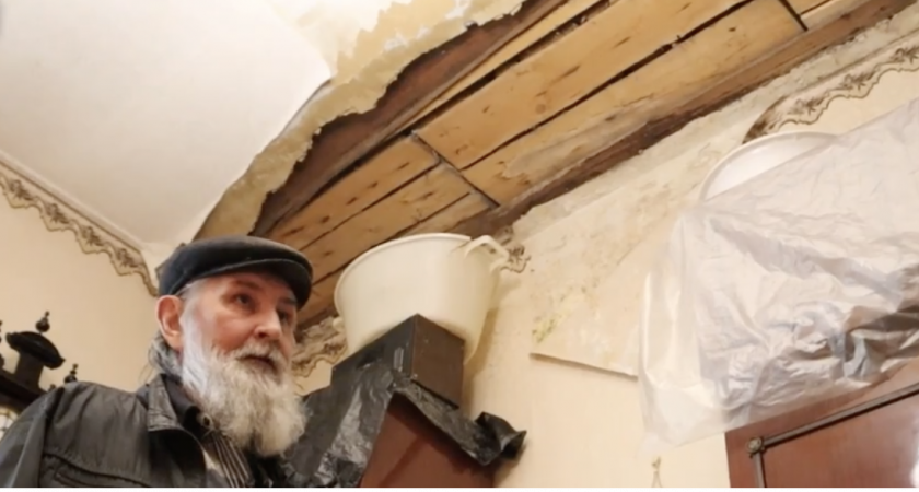 В Кирове после обрушения 1,5-метрового куска штукатурки на пенсионера возбудили уголовное дело