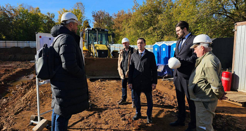 В Кирове начали строить новый фиджитал-центр на территории бывшего КВАТУ