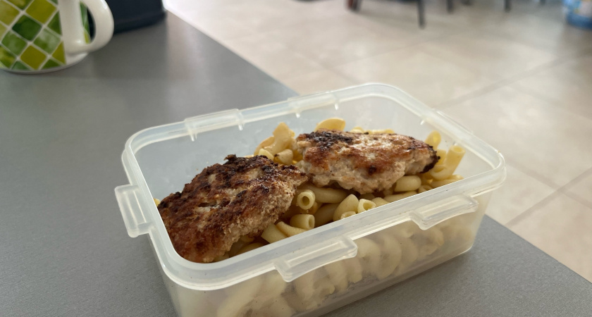 В Кирове продавали 253 килограмма котлет неизвестного происхождения