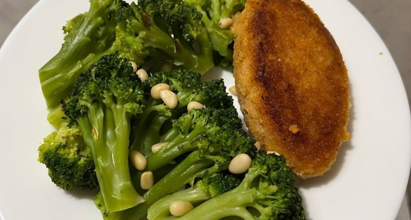 2 ложки в фарш - и котлеты выше всяких похвал: сочные, нежные и тающие во рту - в 100 раз вкуснее, чем ресторанные