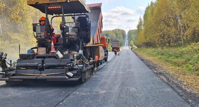 В Оричевском районе дорогу Оричи - Коршик подлатают за 1,2 миллиона рублей