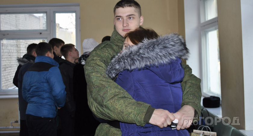 Более 1 тысячи юношей из Кировской области осенью пополнят ряды российской армии