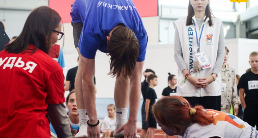 Больше 300 спортсменов из разных районов области приехали в Киров для сдачи норм ГТО