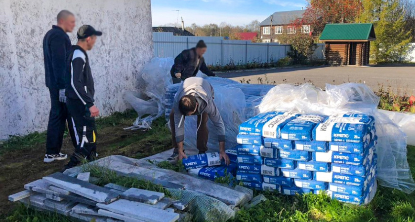 В Кировской области осужденные восстанавливают сельской храм