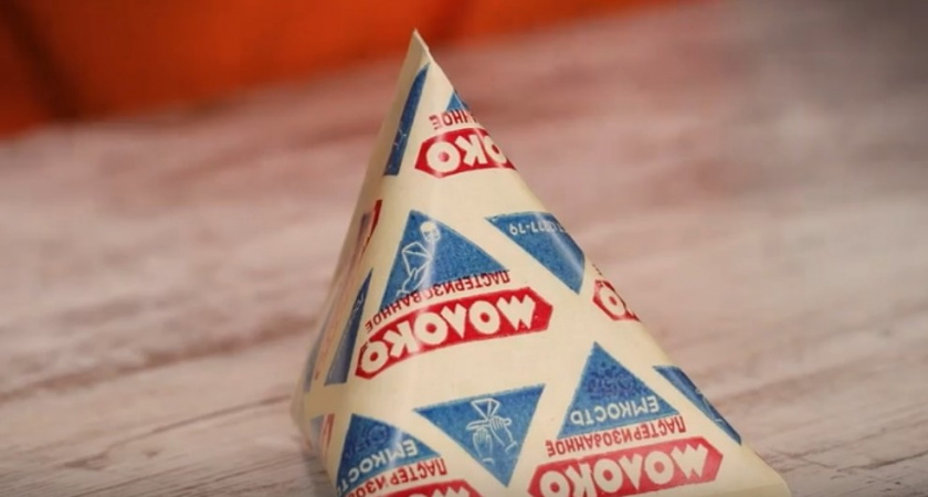 Почему в СССР отказались от молока в треугольных упаковках - настоящую причину знают не все