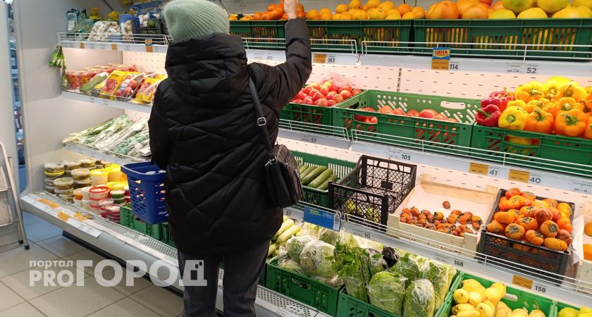 В Кировской области подешевела морковь и яблоки