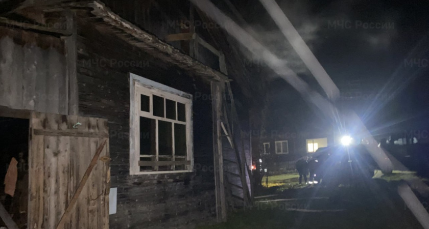 Тело женщины нашли на пепелище в Зуевском районе