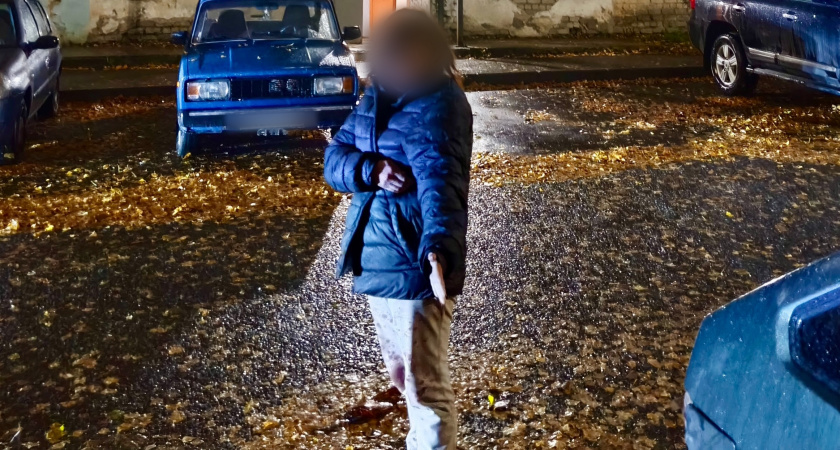 В Кирове экипаж ДПС обнаружил в багажнике авто избитую похищенную женщину