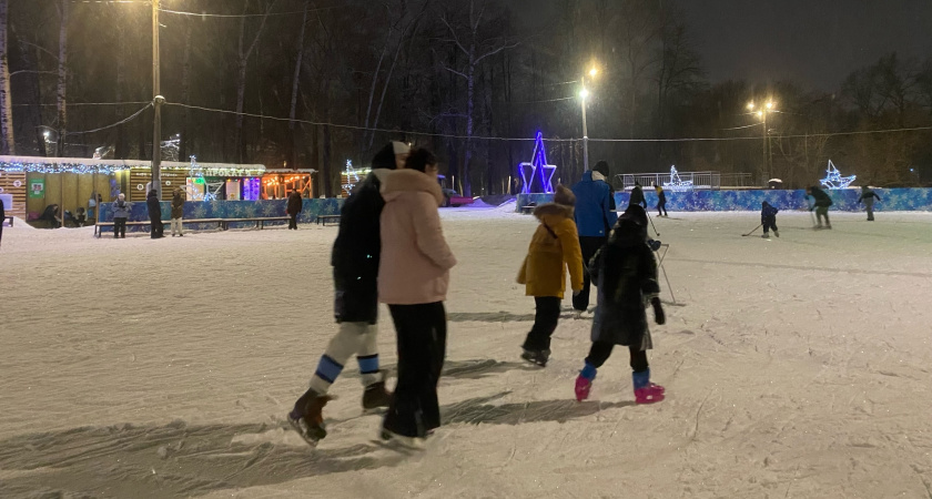 Ледовый каток за 651 тысячу рублей обустроят в Кирове