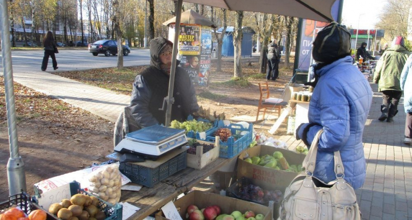 В Кирове борются со стихийными рынками