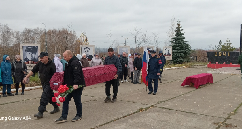 В Малмыжском районе простились с двумя земляками, павшими в зоне СВО