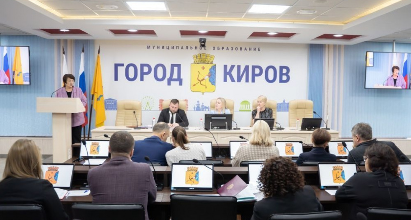 В Кирове депутаты обсудили результаты мониторинга питания школьников