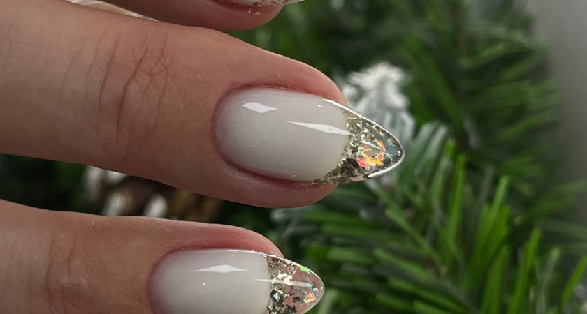 Трендовый маникюр на Новый год-2026 - невозможно отвести взгляд