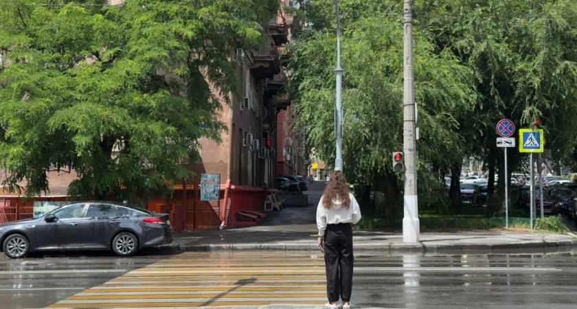 Один шаг на «зебру» больше не в вашу пользу: Верховный суд постановил, когда водитель должен уступить пешеходу - запомните раз и навсегда