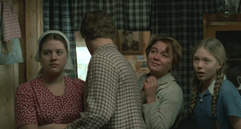 Бросила русского красавца и вышла замуж за немца, а сейчас тоскует по родине: какие тайны скрывала Людка из фильма «Любовь и голуби» (12+)