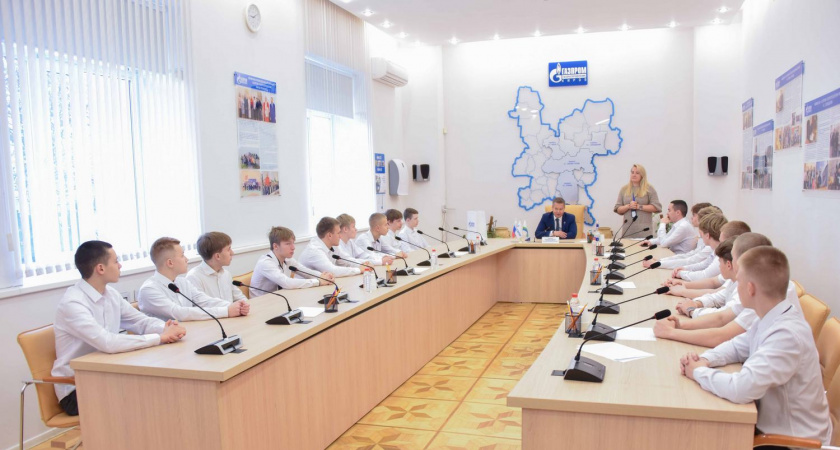 Студенты кировского колледжа посетили с экскурсией "Газпром газораспределение Киров"