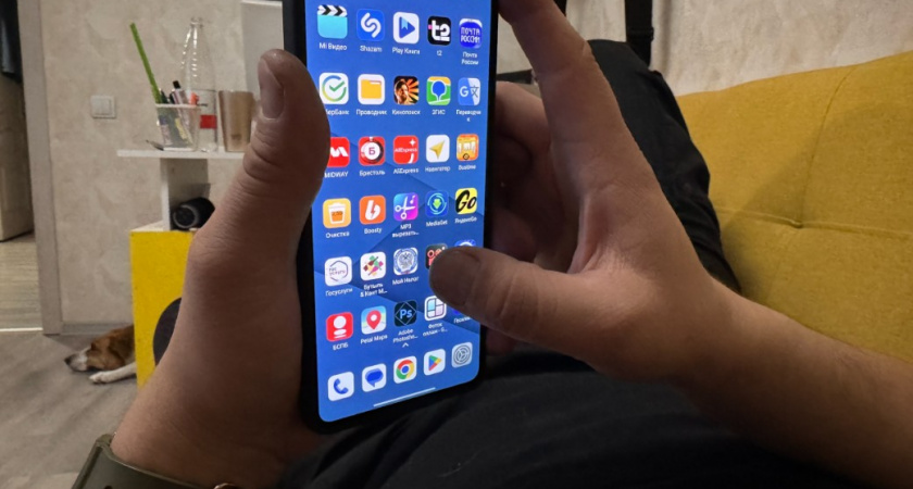 Чем можно и чем нельзя чистить экран смартфона и ноутбука - запомните раз и на всю жизнь