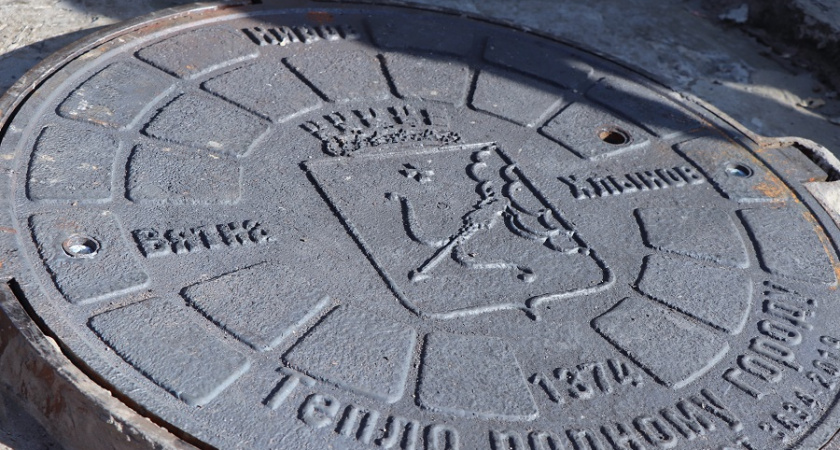 "Т Плюс" установила в Кирове 188 люков с гербом города