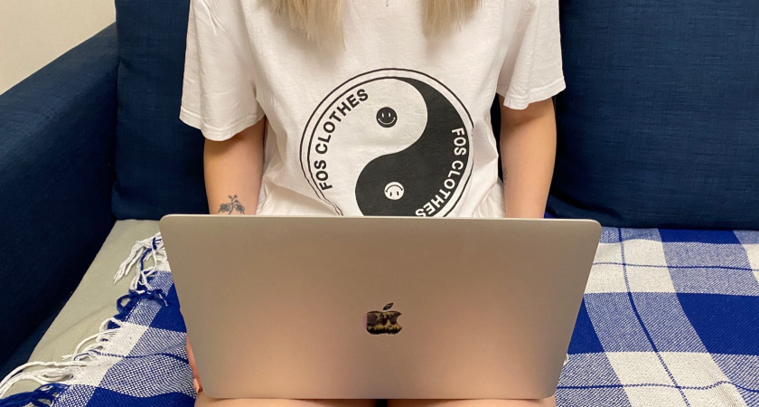 Первый приговор дропперу вынесли в Кировской области: осуждена 17-летняя девушка