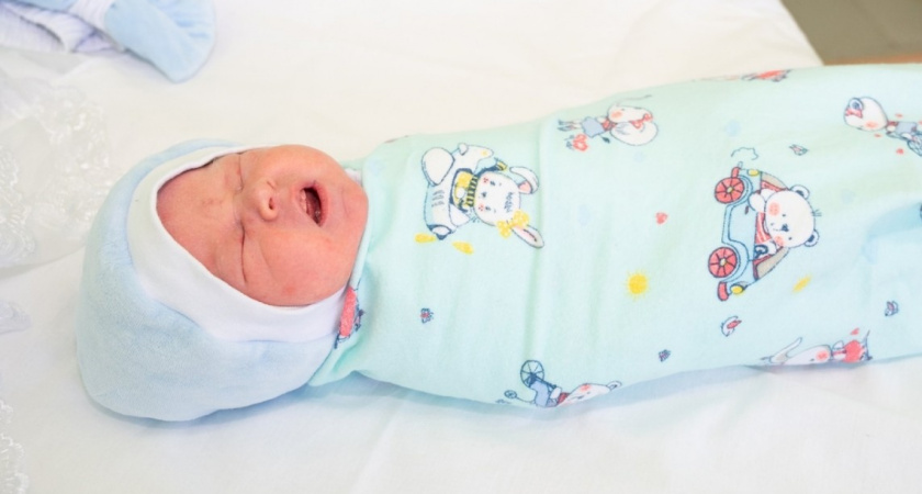 Чудесное имя для мальчика - пришло к нам из Древней Персии: сильное и королевское - в переводе значит "несущий добро"