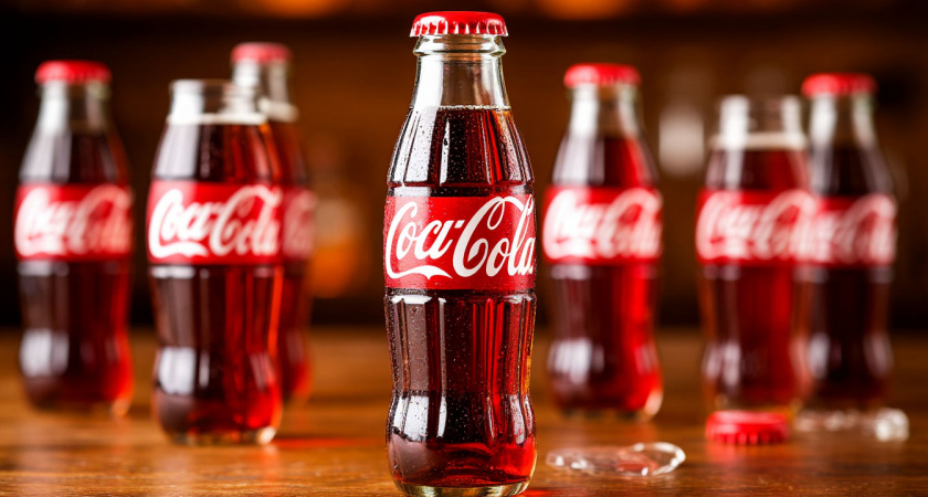 Водители заливают Кока-колу в бачок омывателя и систему охлаждения и безопасно ли так делать