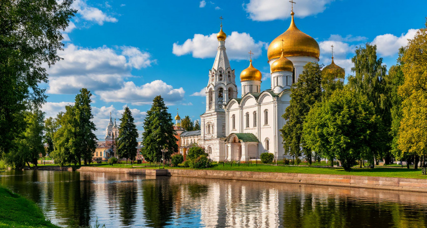 В этот город "Золотого кольца" больше ни ногой - благоустроенный и чистый, но туристу смотреть нечего